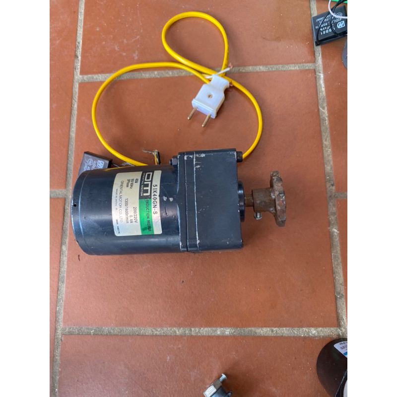 Mô tơ chế máy quay vịt, giảm tốc 220v -40w Nhật bãi