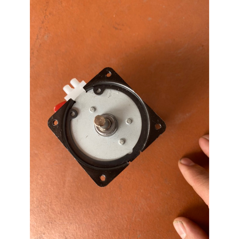 Mô tơ giảm tốc 220v - 20w - Chế Máy nướng thịt quay tự động