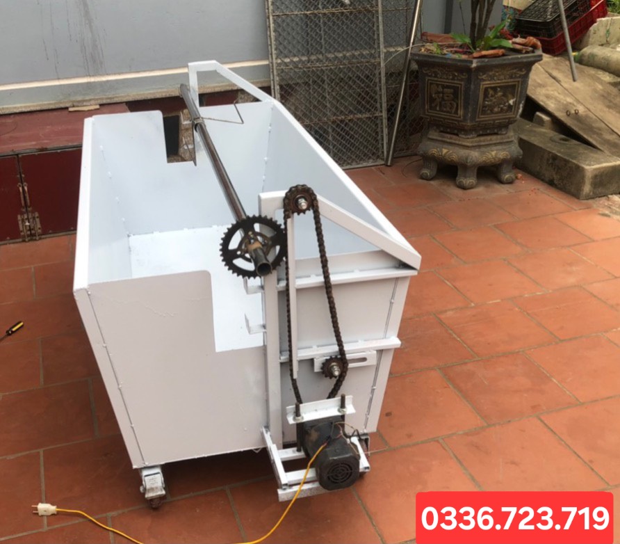 May-quay-lon-nguyen-con-bang-than-tu-dong-12 Máy Quay Lợn-Heo-bê nguyên con tự động bằng xích