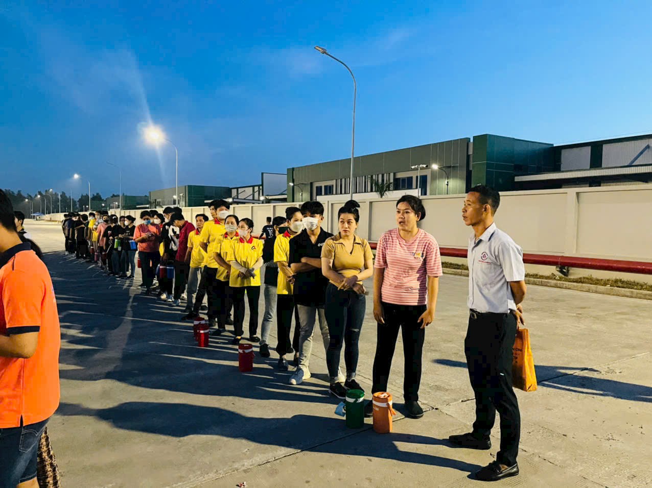 cho thuê lao động thời vụ TPHCM